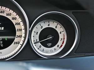 2013C 260 CGI(yu)Ű п؅^(q)