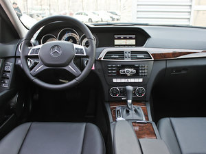 2013C 260 CGIŰ п؅^