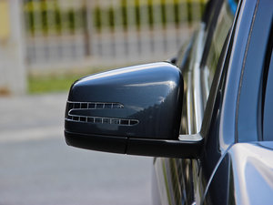 2013C 300 \ Grand Edition ^