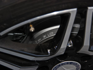 2013C 300 \ Grand Edition ^