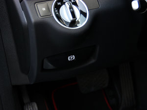 2013C 300 \ Grand Edition v܇Ƅ