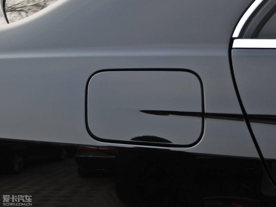 2013YE E 260L CGI(yu)Ű