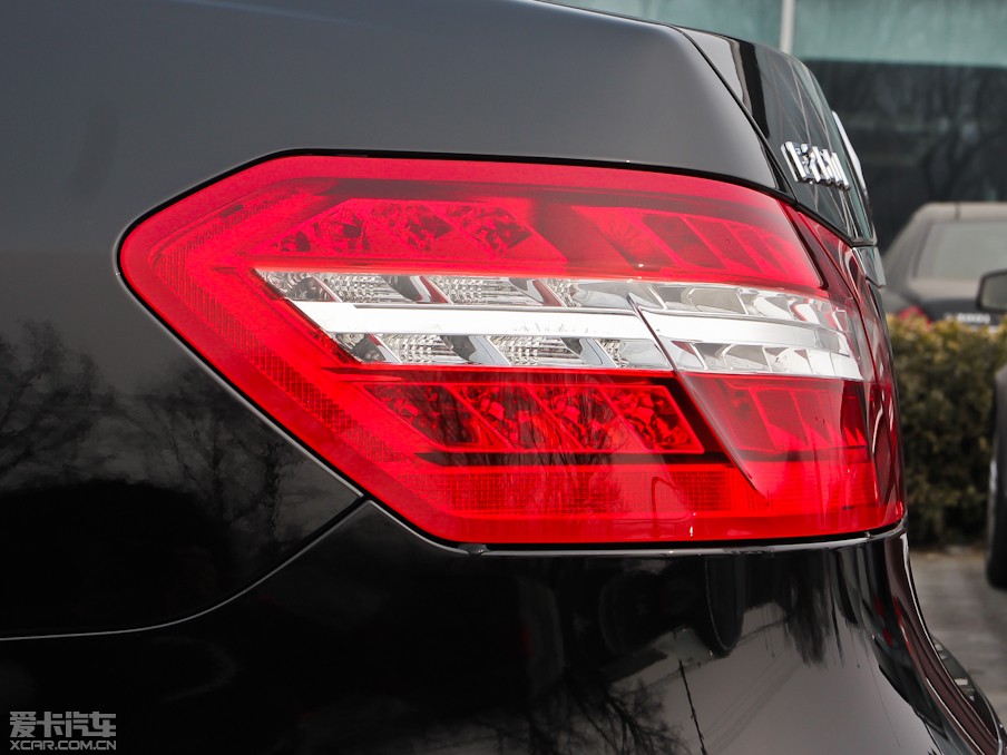 2013YE(j) E 260L CGI(yu)Ű