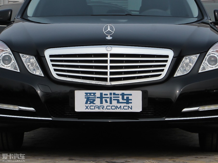 2013YE E 260L CGIŰ