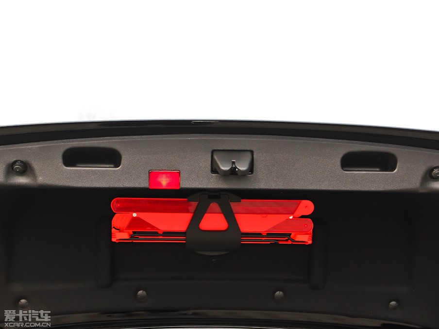 2013YE E 260L CGI(yu)Ű