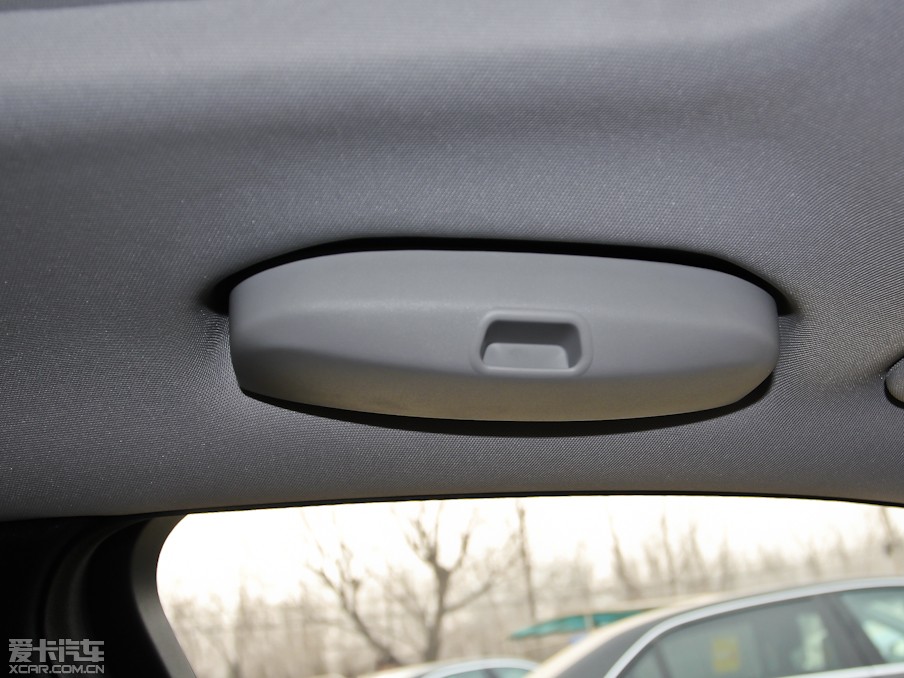 2013YE E 260L CGIŰ