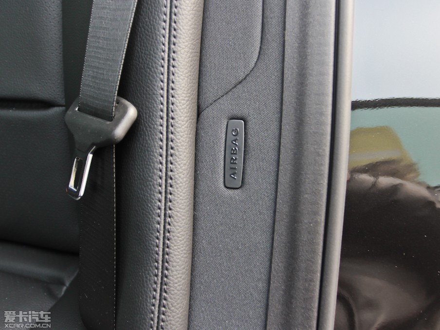 2013YE E 260L CGI(yu)Ű