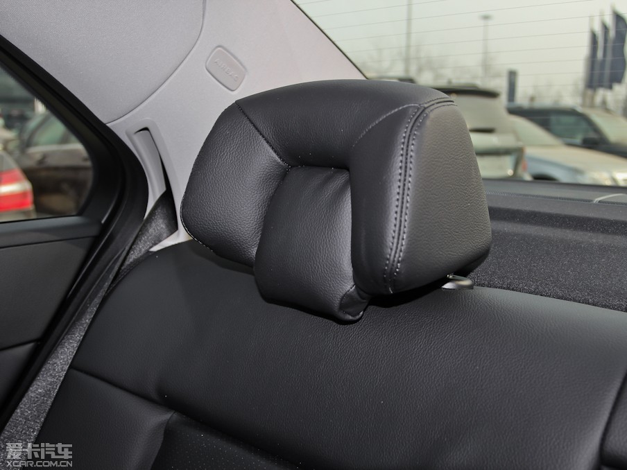 2013YE E 260L CGI(yu)Ű