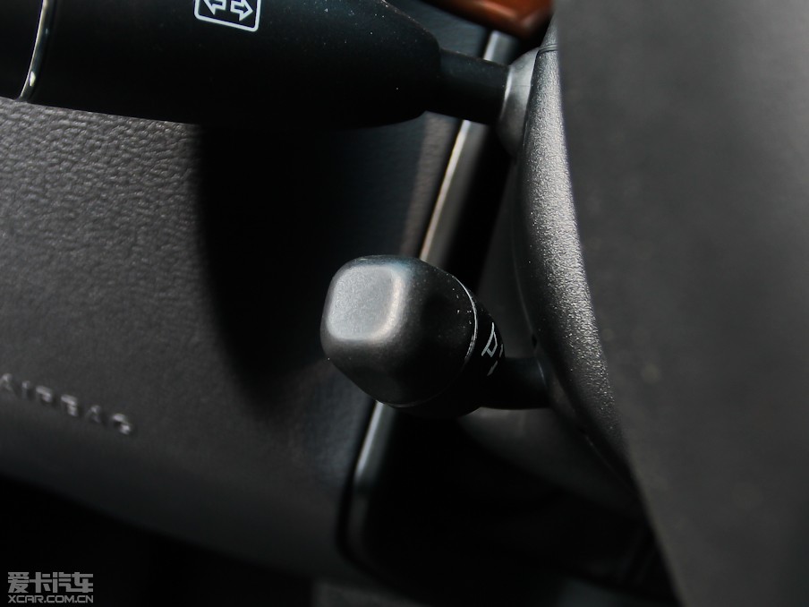 2013YE E 260L CGIŰ