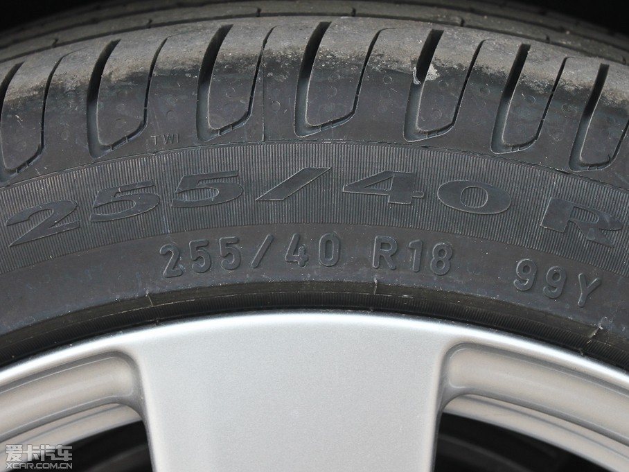 2013YE E 260L CGIrа