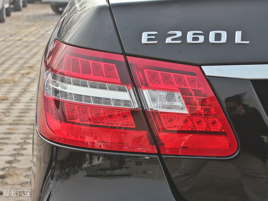 2013YE(j) E 260L CGIr(sh)а