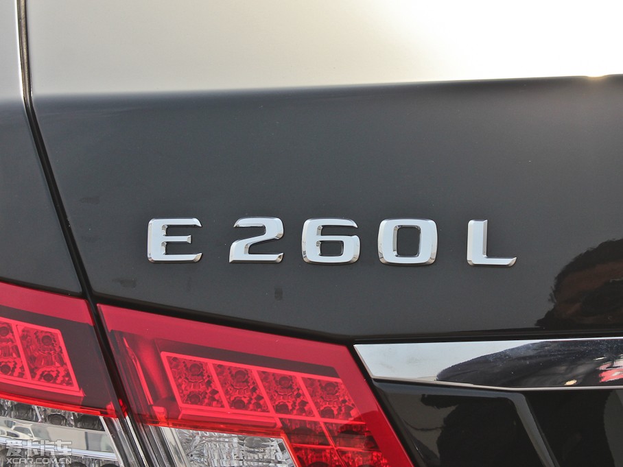 2013YE(j) E 260L CGIr(sh)а