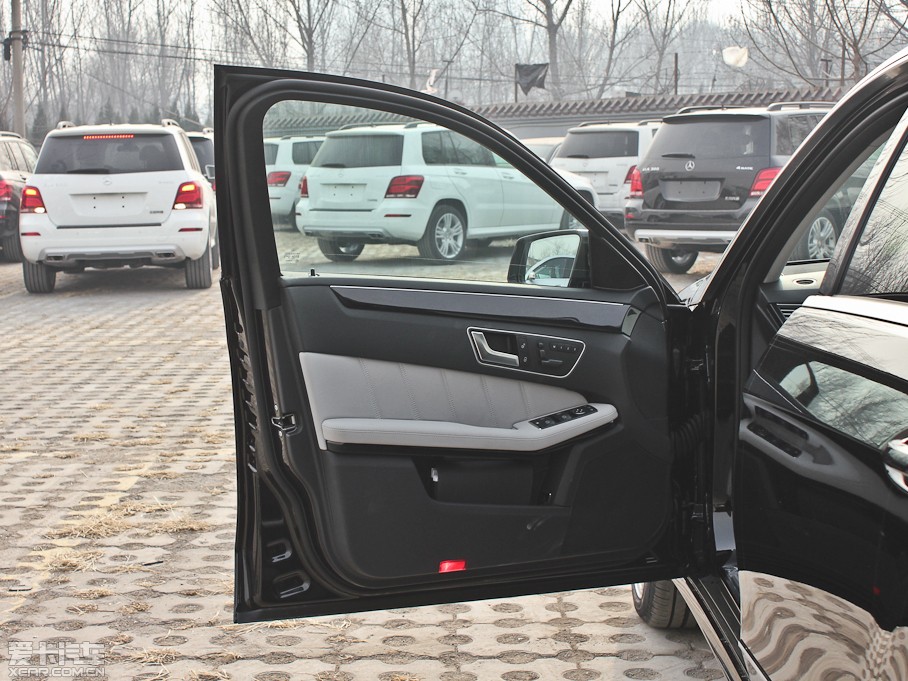 2013YE(j) E 260L CGIr(sh)а