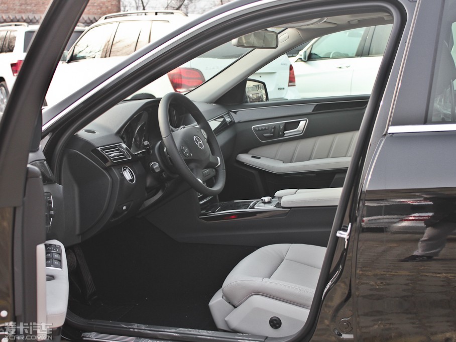 2013YE E 260L CGIrа