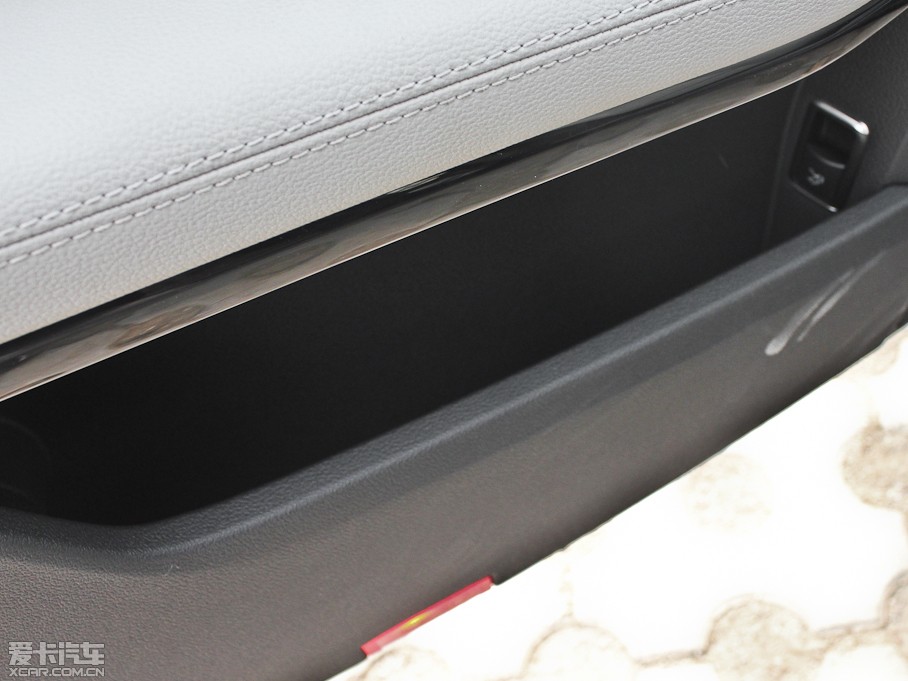 2013YE E 260L CGIrа