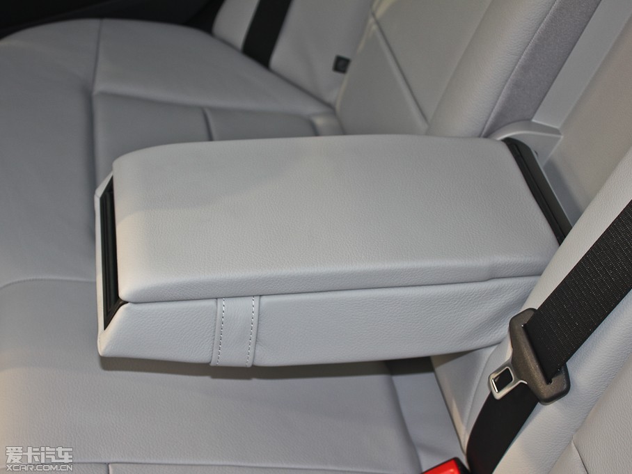 2013YE E 260L CGIr(sh)а