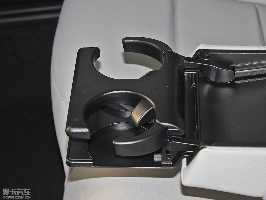 2013YE(j) E 260L CGIr(sh)а