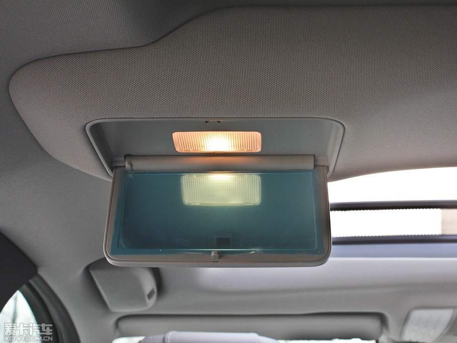 2013YE E 260L CGIrа