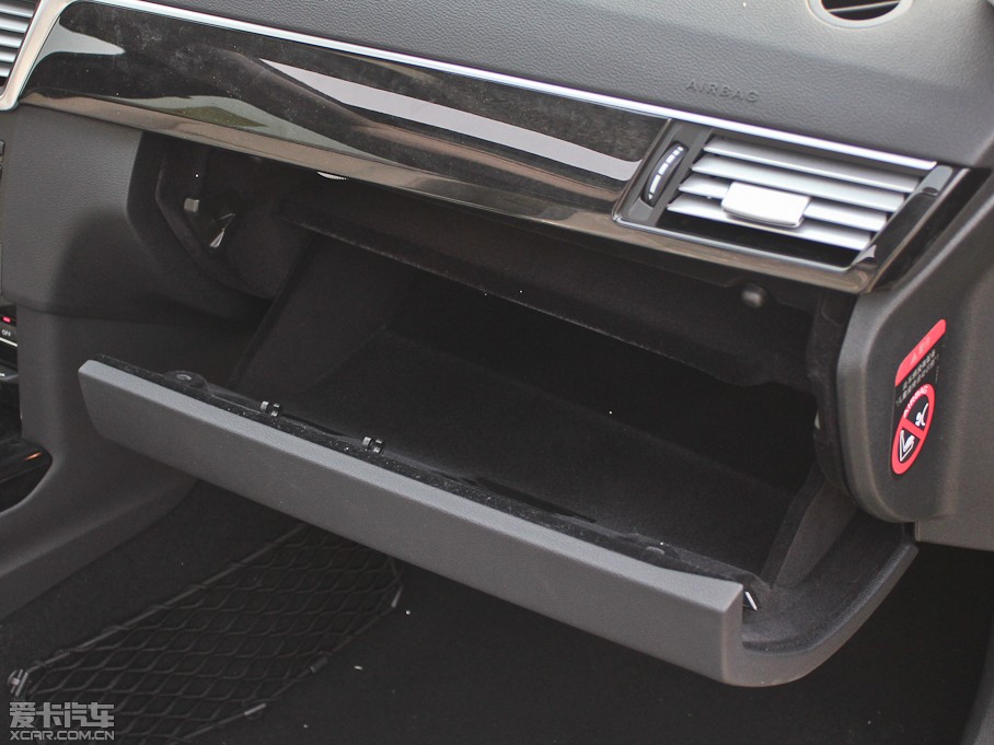 2013YE E 260L CGIrа