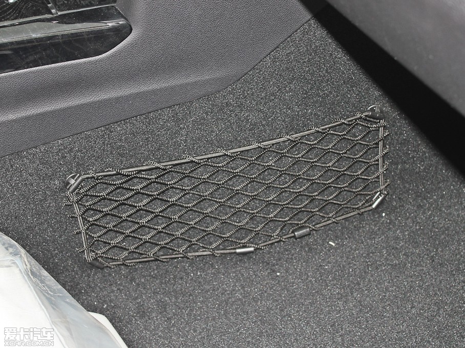 2013YE E 260L CGIrа