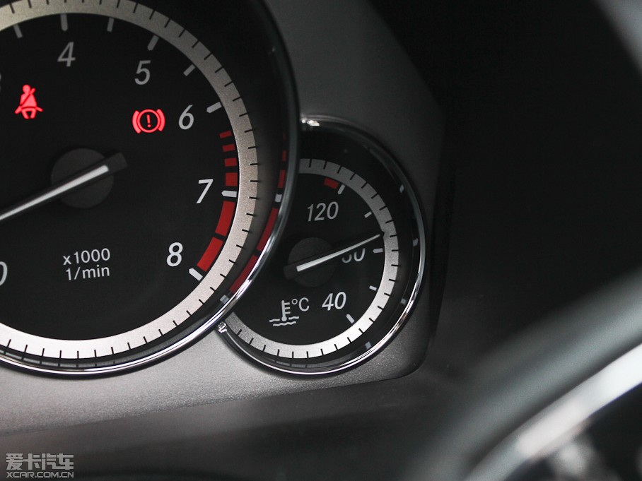 2013YE E 260L CGIrа