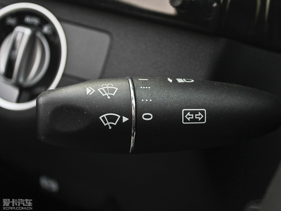 2013YE(j) E 260L CGIr(sh)а