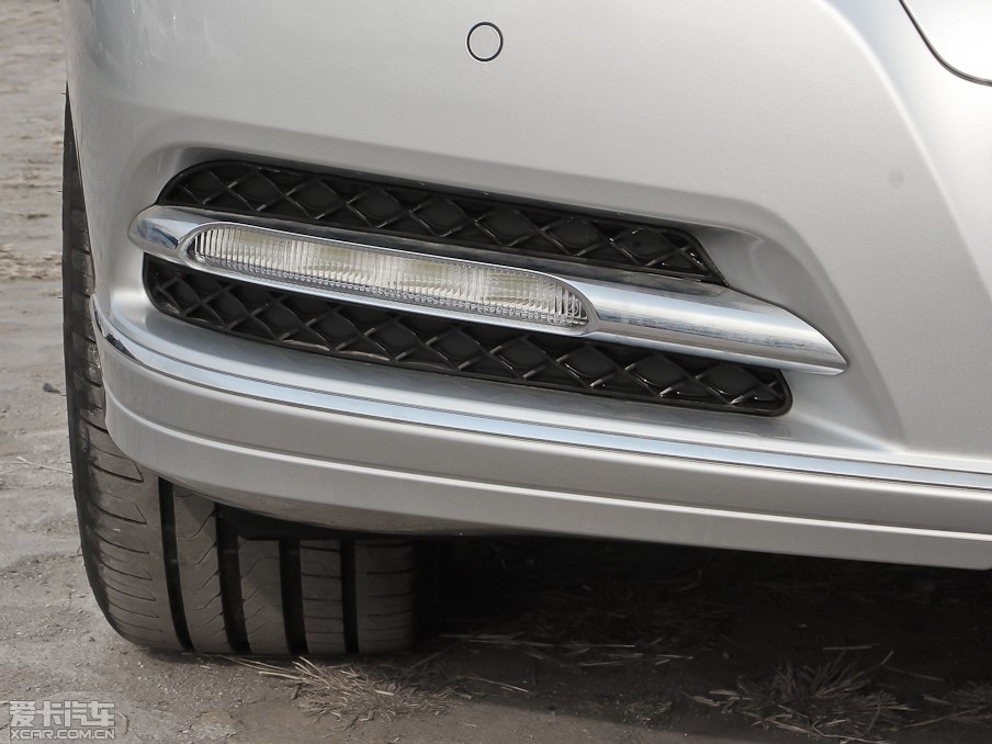 2013YE E 300L (yu)Ű