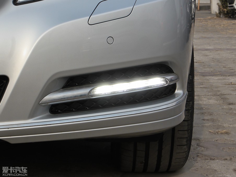 2013YE E 300L (yu)Ű