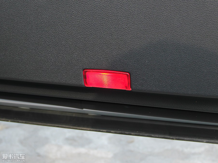 2013YE E 300L (yu)Ű