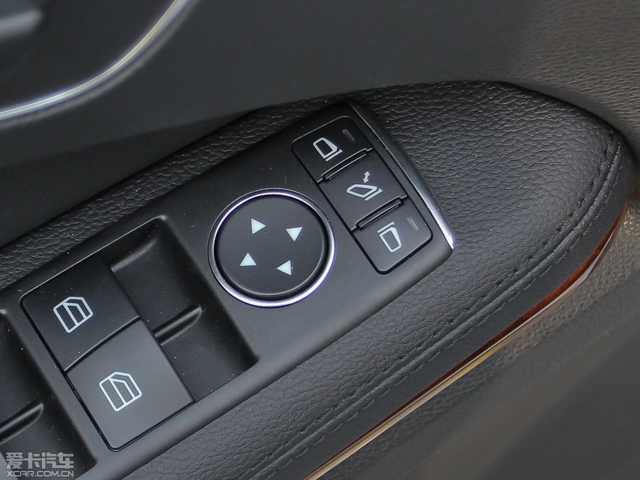 2013YE(j) E 300L (yu)Ű