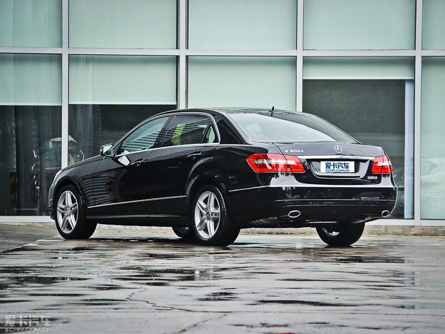 2013YE E 300L rкA