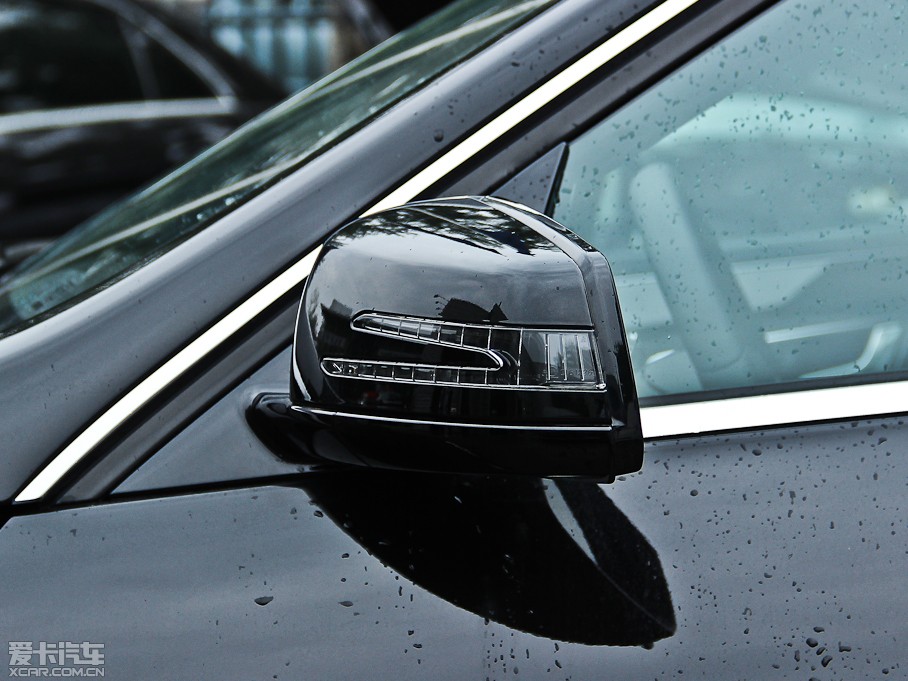 2013YE E 300L rкA