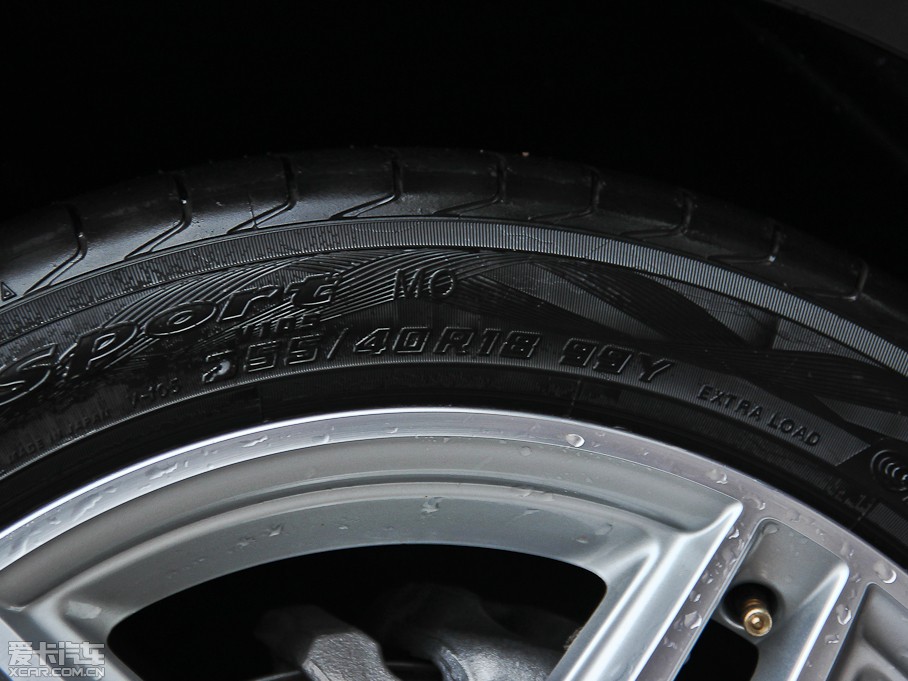 2013YE E 300L rкA