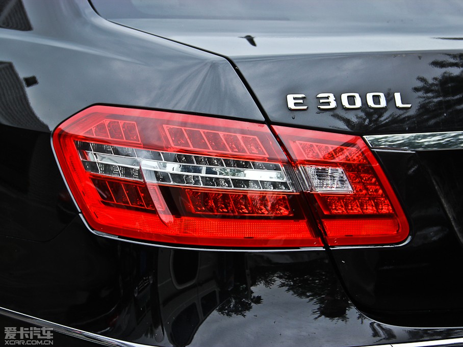 2013YE E 300L rкA