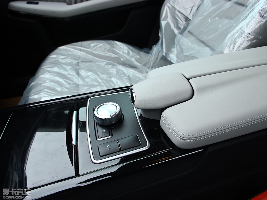 2013YE E 300L rкA