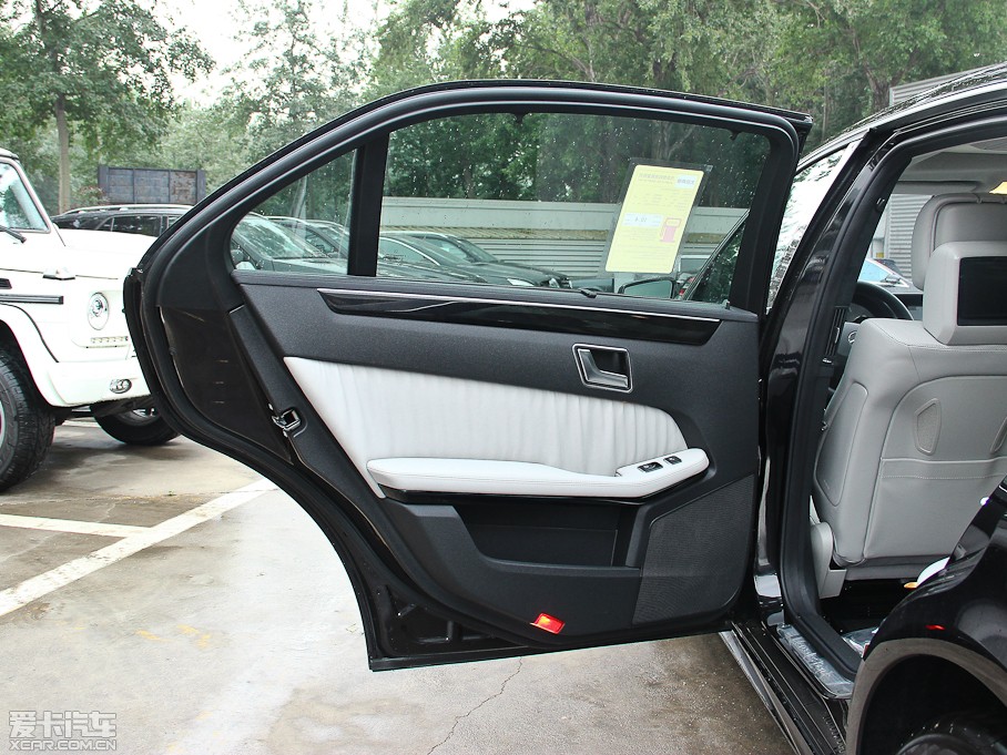 2013YE E 300L rкA