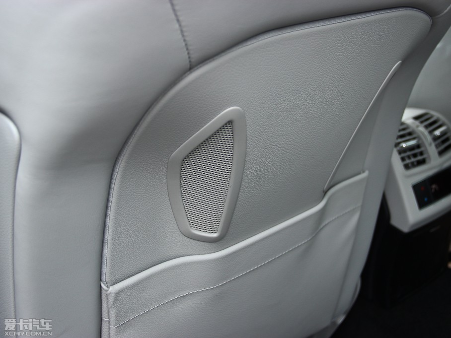 2013YE E 300L rкA