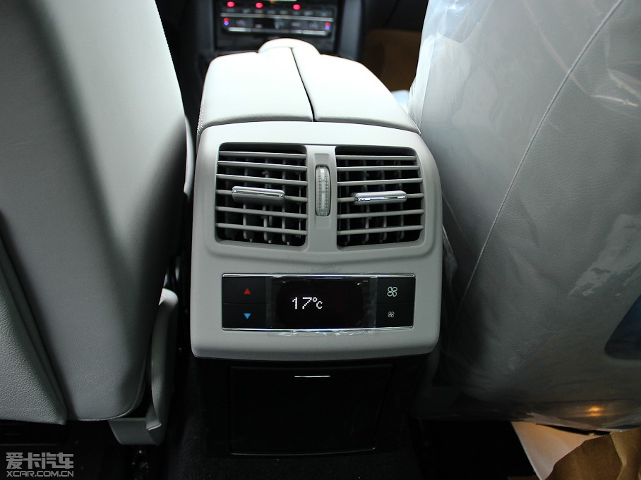 2013YE E 300L rкA