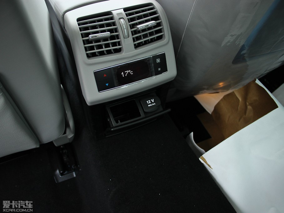 2013YE E 300L rкA