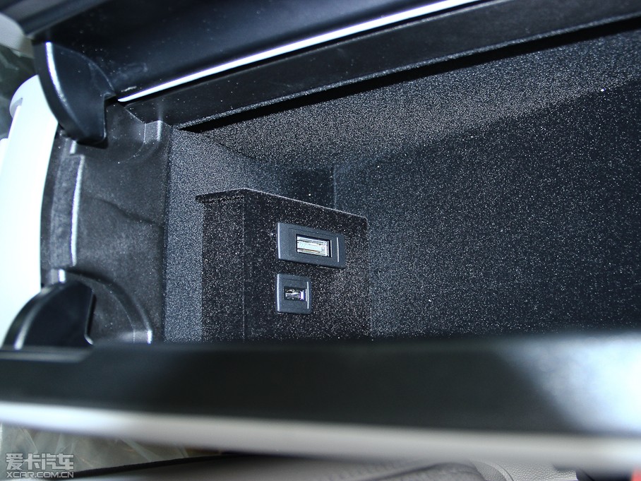 2013YE E 300L rкA