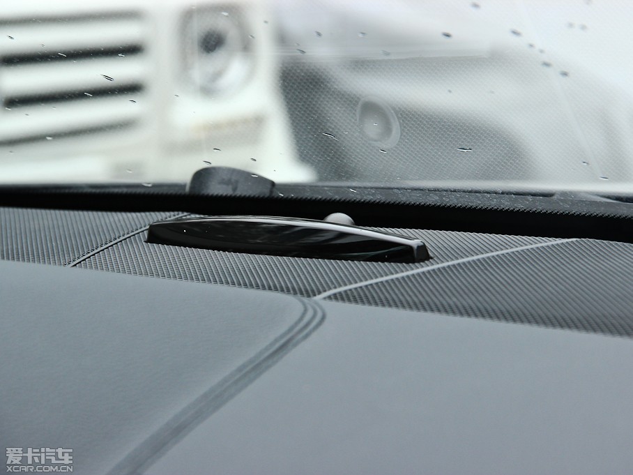 2013YE E 300L rкA