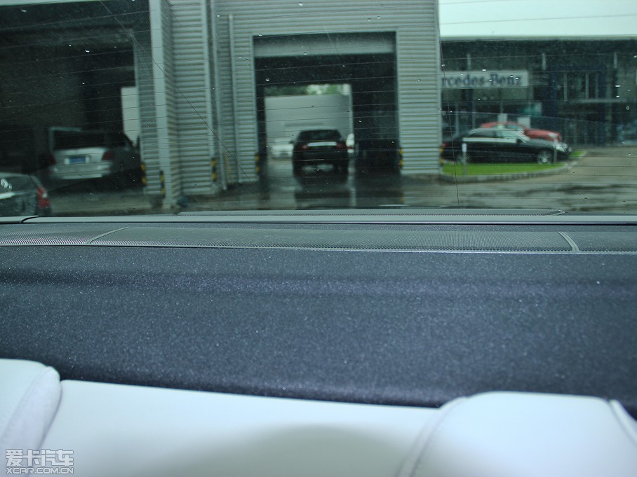 2013YE E 300L rкA