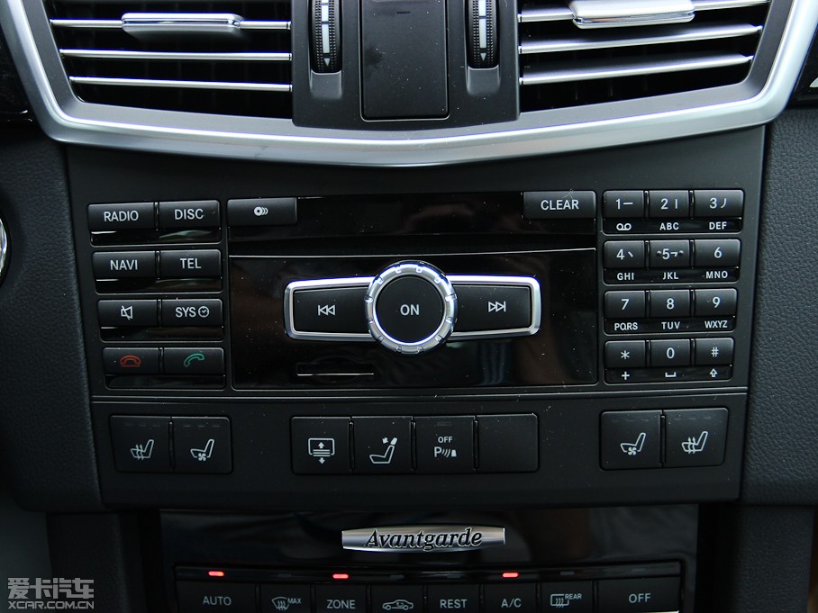 2013YE E 300L rкA