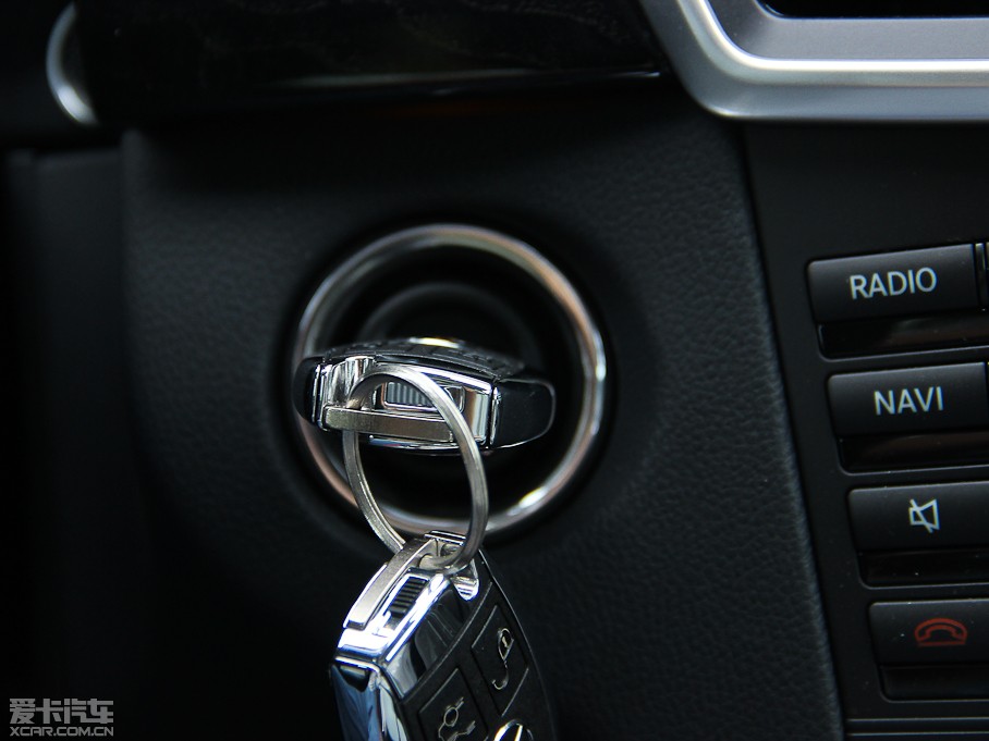 2013YE E 300L rкA