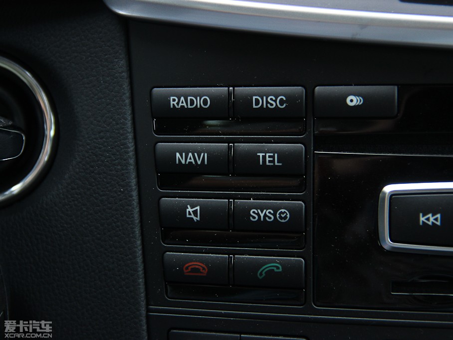 2013��YE�� E 300L �r�к��A��