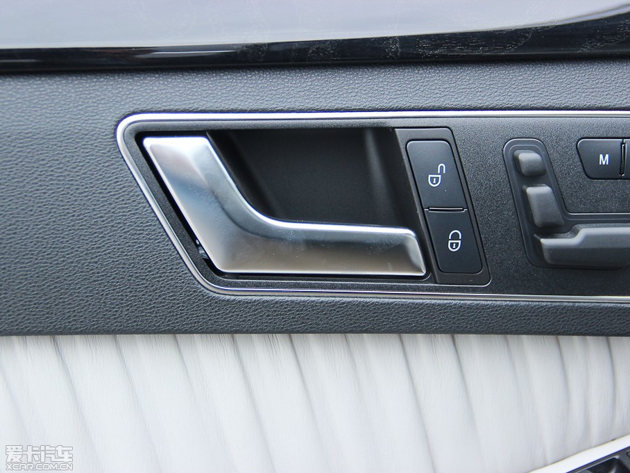 2013YE E 300L rкA