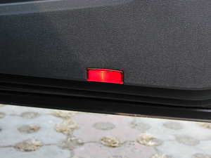 2013E 260L CGI(yu)Ű g