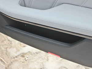 2013E 260L CGIr(sh)а g