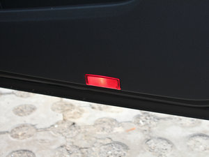 2013E 260L CGIr(sh)а g