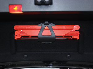 2013E 300L r(sh)кA g